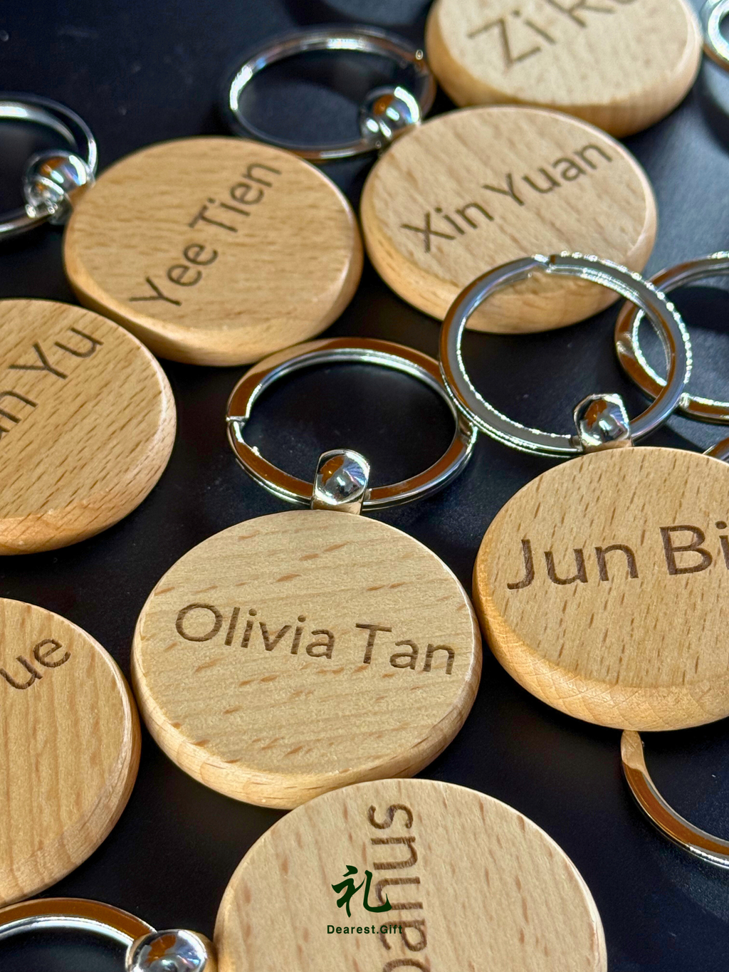 **Pre order**  Customize Woonden Keychain