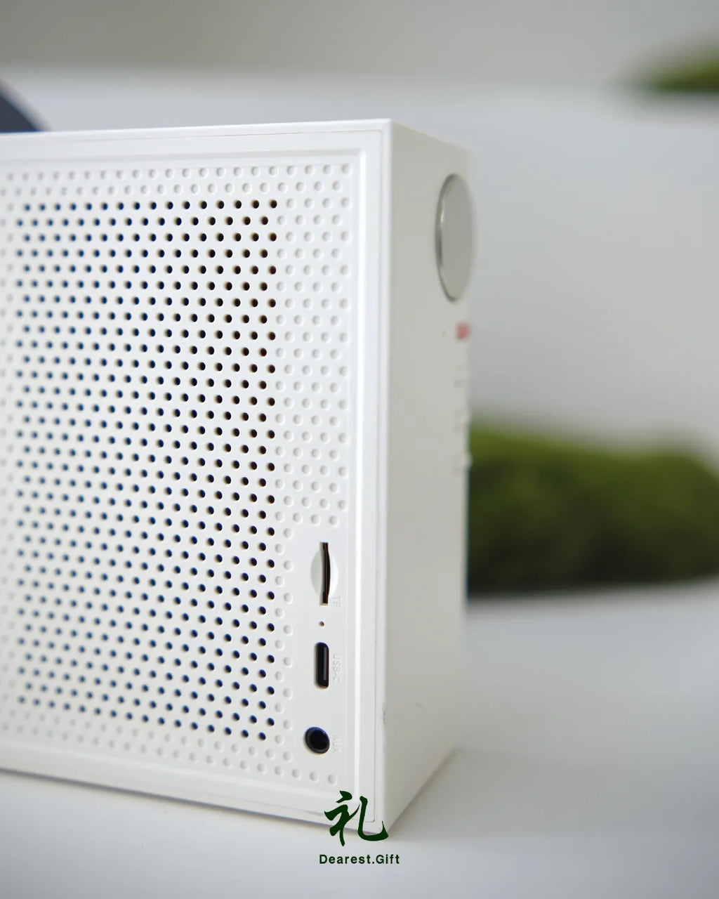 Retro Bluetooth Speaker with Clock